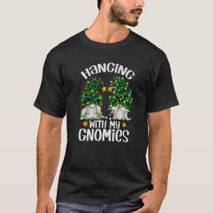 Camiseta Navidades De Gnome En Julio Mujeres Colgando Con M