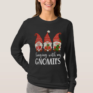 Camiseta Navidades De Pajamas De Gnome Garden Colgando Con