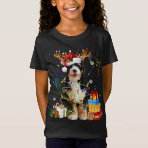 Camiseta Navidades de renos de Bernedoodle iluminan a perro