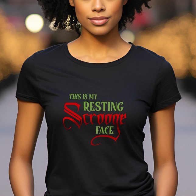 Camiseta Navidades divertidos descansando frente a Scrooge (Subido por el creador)