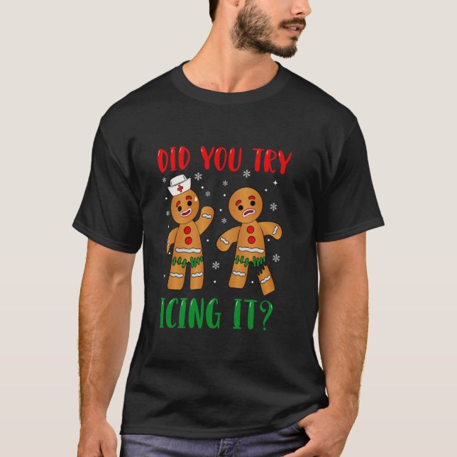 Camiseta Navidades divertidos Enfermeras Gingerbread hombre (Anverso)