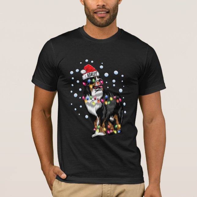 Camiseta Navidades Encienden La Pupp De Perro St. Bernard (Anverso)