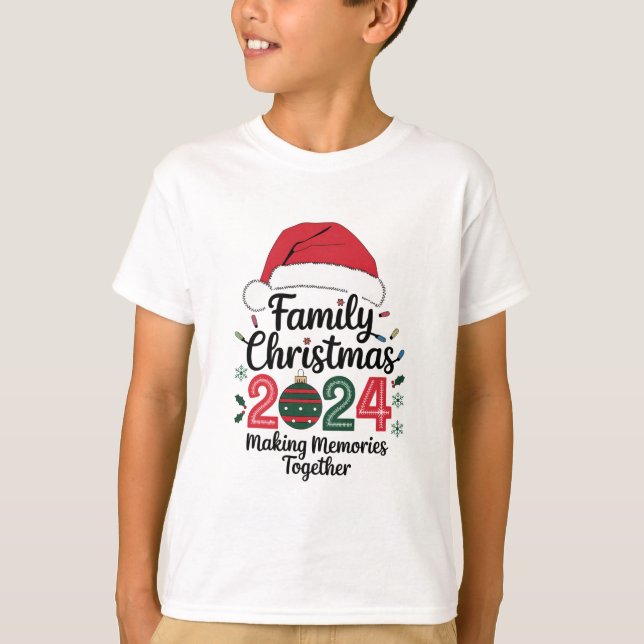 Camiseta Navidades familiares 2024 Reuniendo Recuerdos (Anverso)