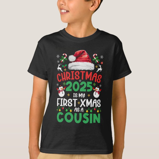 Camiseta Navidades Graciosos 2025 Es Mi Primera Navidad Com (Anverso)