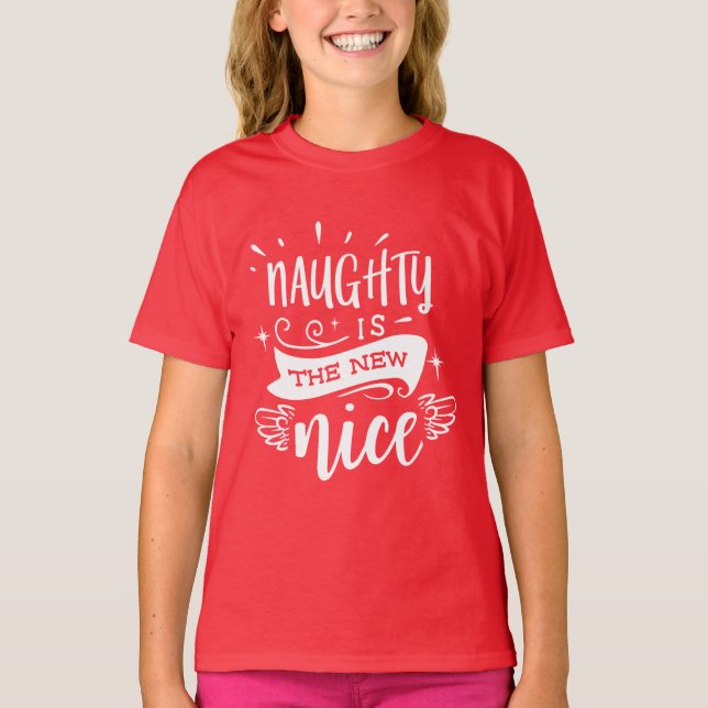 Camiseta Navidades graciosos Naughty es el nuevo Monograma  (Anverso)