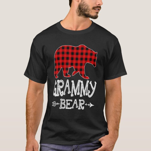 Camiseta Navidades Grammy Bear Pajama Red Plaid Buffalo Fam (Anverso)
