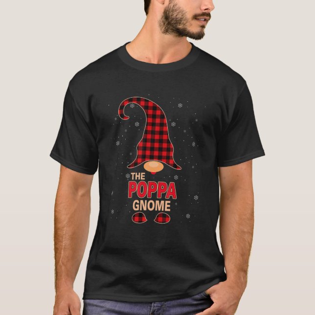 Camiseta Navidades Poppa Gnome Red Buffalo Plaid Pajama (Anverso)