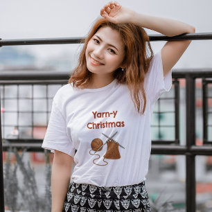Camiseta Navidades Yarn-y Knitting