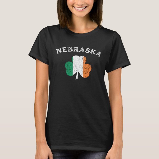 Camiseta NEBRASKA Irish American Shamrock Badge (Anverso)
