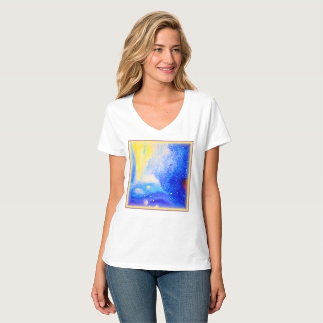 Camiseta Nebula Estrellas azul, amarillo y blanco lechoso.  (Anverso completo)