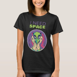 Camiseta Necesito la distancia social divertida de Alien In