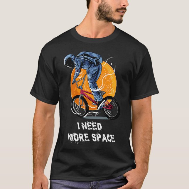 Camiseta Necesito más espacio - Idea de regalo de astronaut (Anverso)