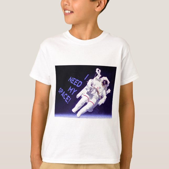 Camiseta Necesito mi espacio (Anverso)
