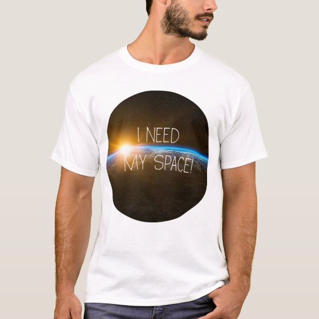 Camiseta Necesito mi espacio (Anverso)