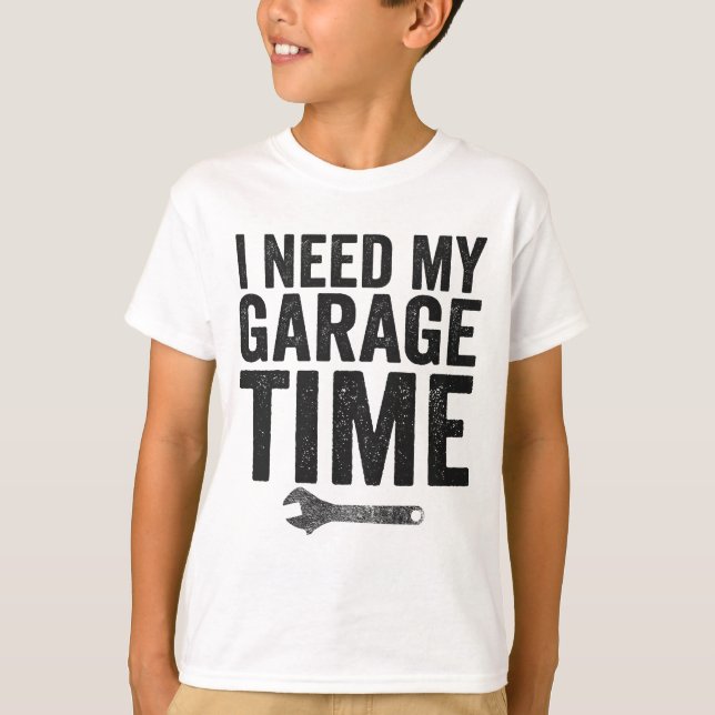 Camiseta Necesito Mi Regalo De Entusiasta De Coche Funny Ti (Anverso)