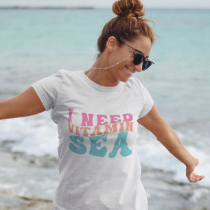 Camiseta Necesito Vitamina SEA Beach Summer Vibes T-Shirt