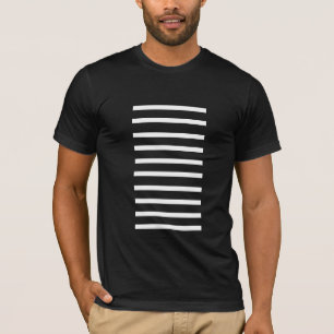 Camiseta negra con líneas blancas