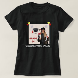 Camiseta negra con vibración de graduación