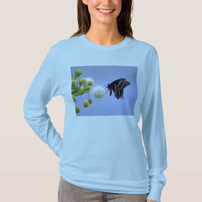 Camiseta negra de la mariposa de Swallowtail (Anverso)