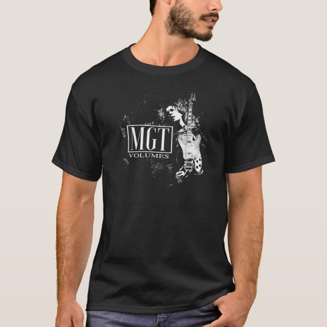 Camiseta negra de los volúmenes de MGT (Anverso)
