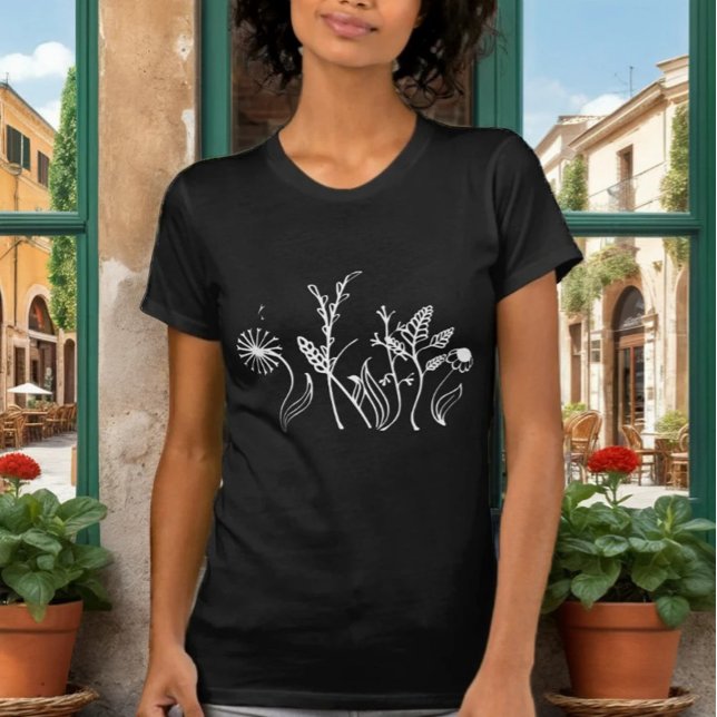Camiseta negra elegante con flores de doodle delga (Subido por el creador)