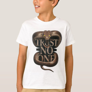 Camiseta "Negrita 'No confíe en nadie' King Snake Graphic p