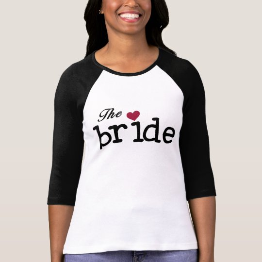 Camiseta Negro con la novia roja del corazón
