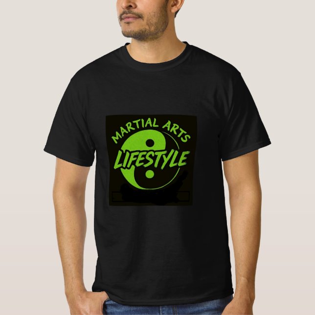 CAMISETA NEGRO T CON NEON VERDE LETTERIAL MARTIAL (Anverso)