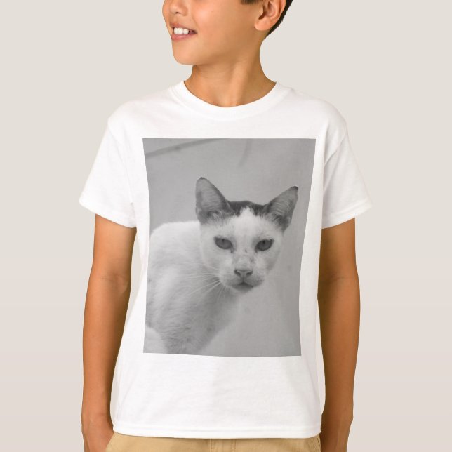 Camiseta Negro y blanco - Cat 02 (Anverso)