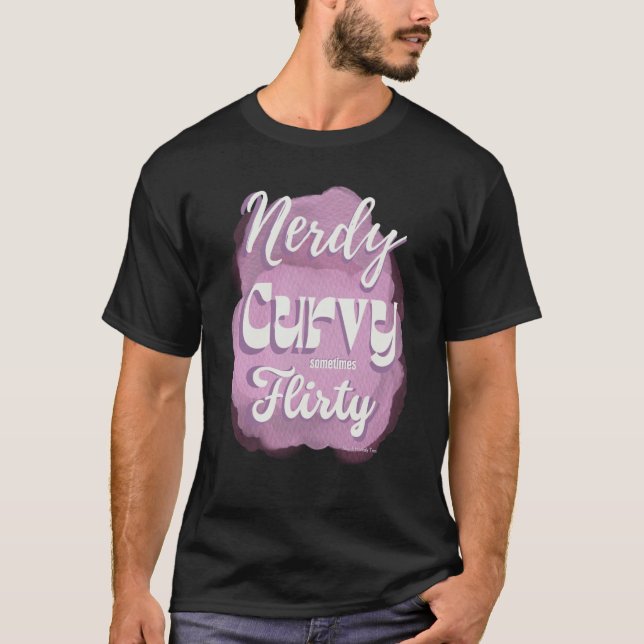 Camiseta Nerdy Curvy Sometimes Flirty Retro Vibe Pastel on  (Anverso)