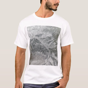 Camiseta Nevado y Rusia central nebulosa que muestran el Ob