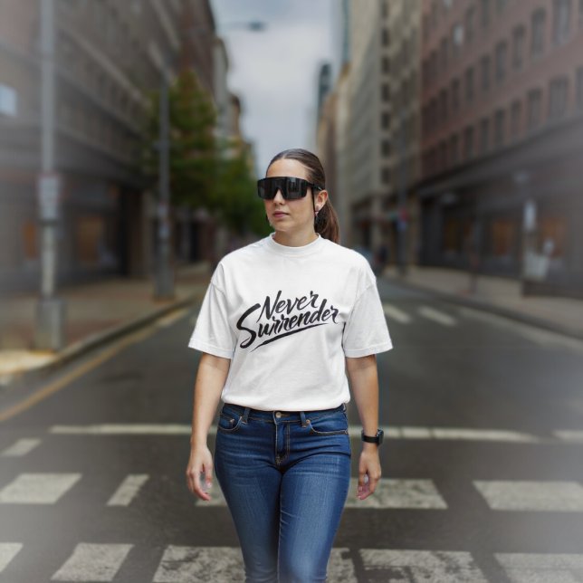 Camiseta Never Surrender (Subido por el creador)