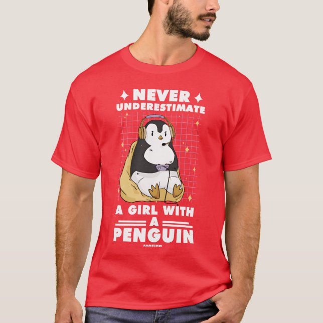 Camiseta Never Underestimate A Girl With A Penguin Gaming b (Anverso)