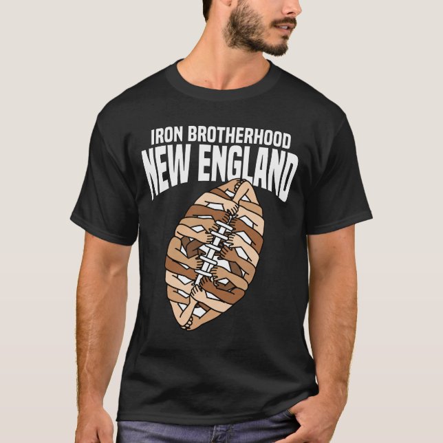 CAMISETA NEW ENGLAND IRON BROTHERHOOD - NEW ENGLAND FOOTBAL (Anverso)