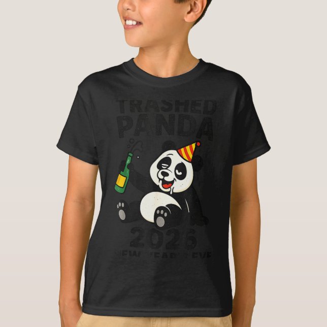 Camiseta New Years Eve 2026 Trashed Panda Premium  (Anverso)