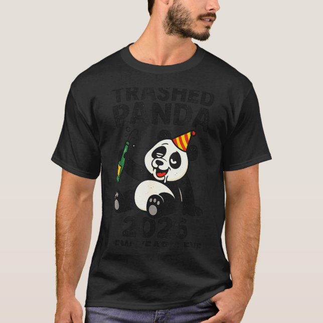 Camiseta New Years Eve 2026 Trashed Panda Premium  (Anverso)