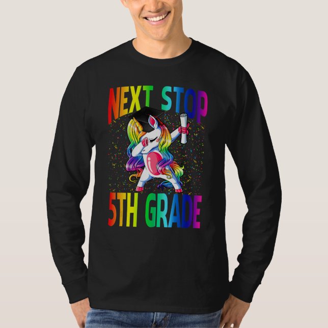 Camiseta Next Stop 5th Grade Graduation Unicorn (Anverso)
