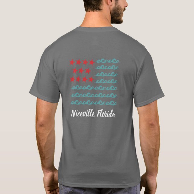 Camiseta Niceville, Florida Ocean Wave Flag Tee (Reverso)