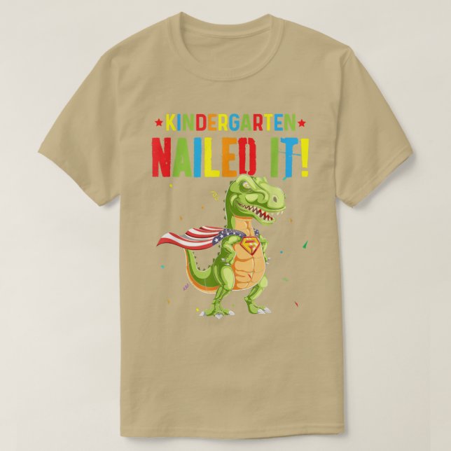 Camiseta Niegan a kindergarten a graduado de tetería de din (Diseño del anverso)