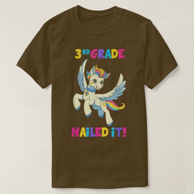 Camiseta Niegan a niños de Unicornio de 3er grado de vuelta (Diseño del anverso)