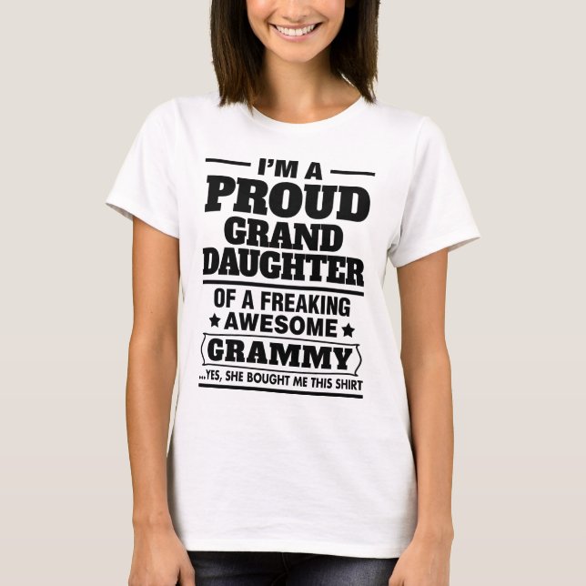 Camiseta Nieta orgullosa de A Freaking Grammy impresionante (Anverso)