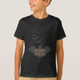 Camiseta Night Falls T-Shirt Halloween