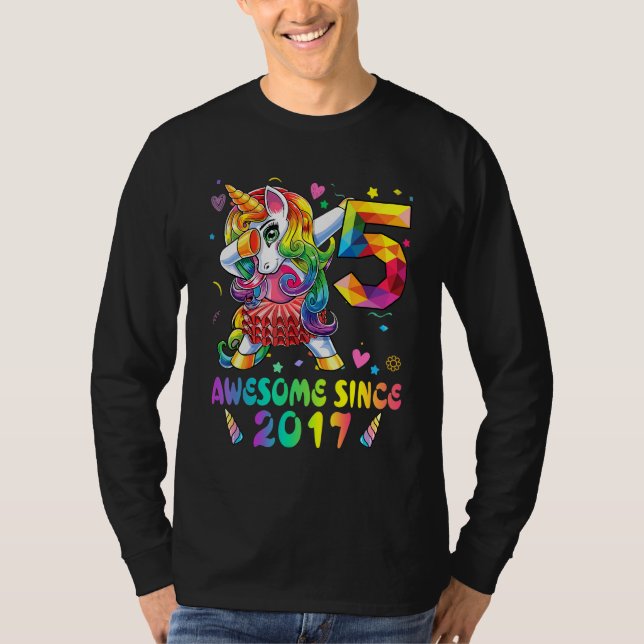 Camiseta Niña de 5 años asombrosa desde 2017 (Anverso)