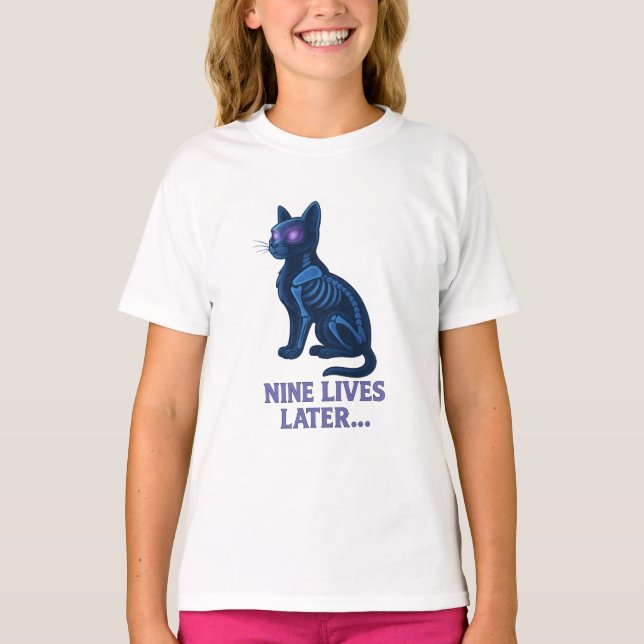 Camiseta Nine Lives Later – Funny Cat T-Shirt (Anverso)
