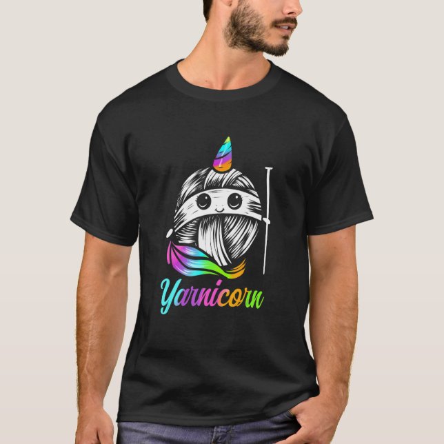Camiseta Niñera De Cuta De Yarnicorina Y Unicornio De Yarín (Anverso)