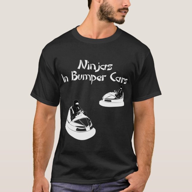 Camiseta Ninjas en coches de parachoques - oscuridad (Anverso)