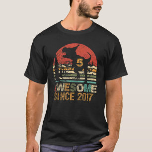 Camiseta Niño de 5 años asombroso desde 2017 5° cumpleaños