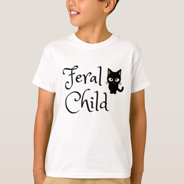 Camiseta Niño Feral con diseño de gato negro (Anverso)