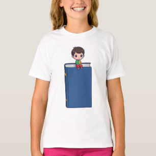 Camiseta Niño Sentado en Libro Gigante Niños
