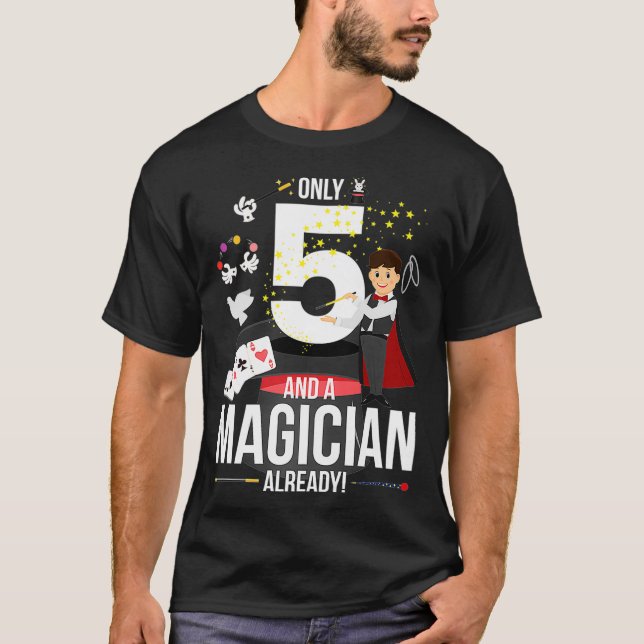 Camiseta Niños 5 Años Solamente 5 Y Un Mago Ya G (Anverso)